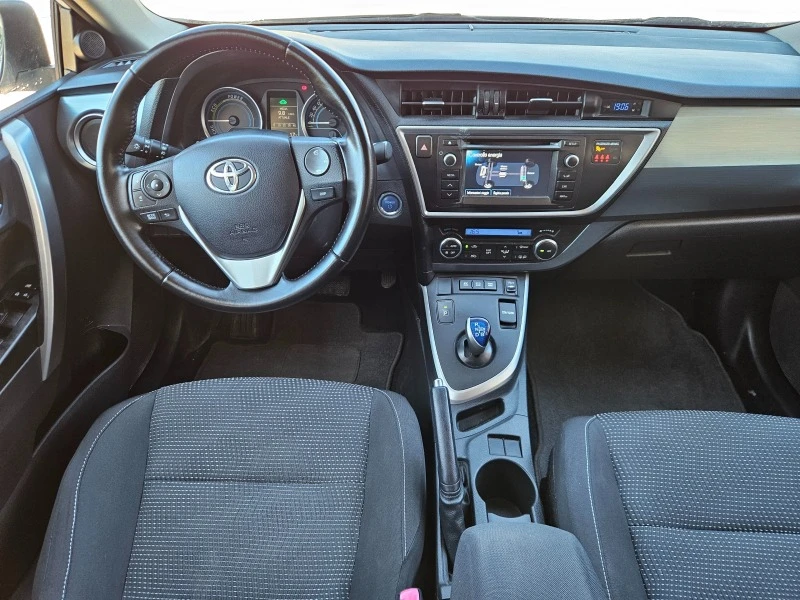 Toyota Auris 1.8 Hybrid, Camera, Navi, Keyless!, снимка 9 - Автомобили и джипове - 45552731