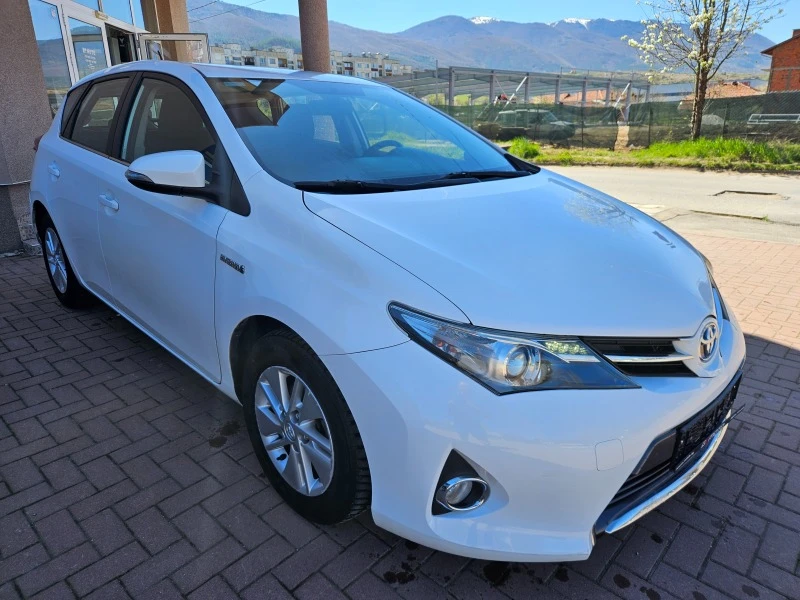 Toyota Auris 1.8 Hybrid, Camera, Navi, Keyless!, снимка 7 - Автомобили и джипове - 45552731