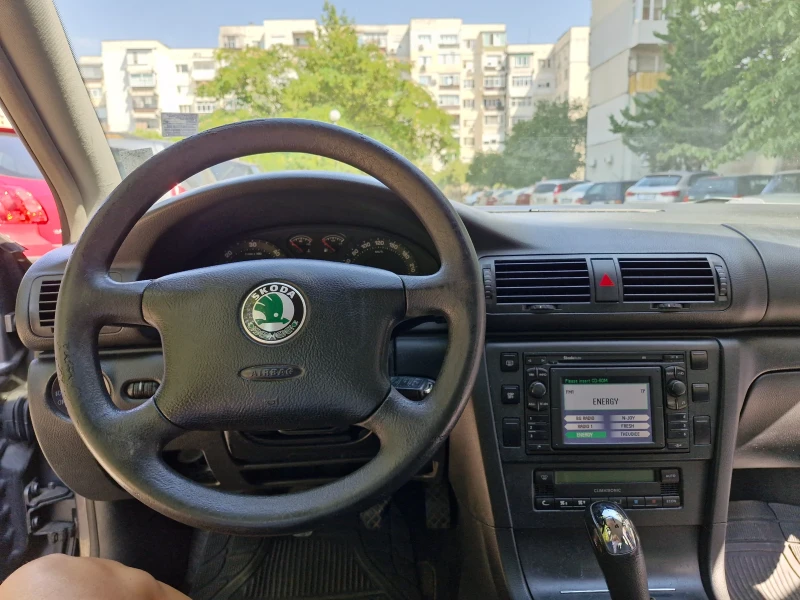 Skoda Superb, снимка 2 - Автомобили и джипове - 47142207