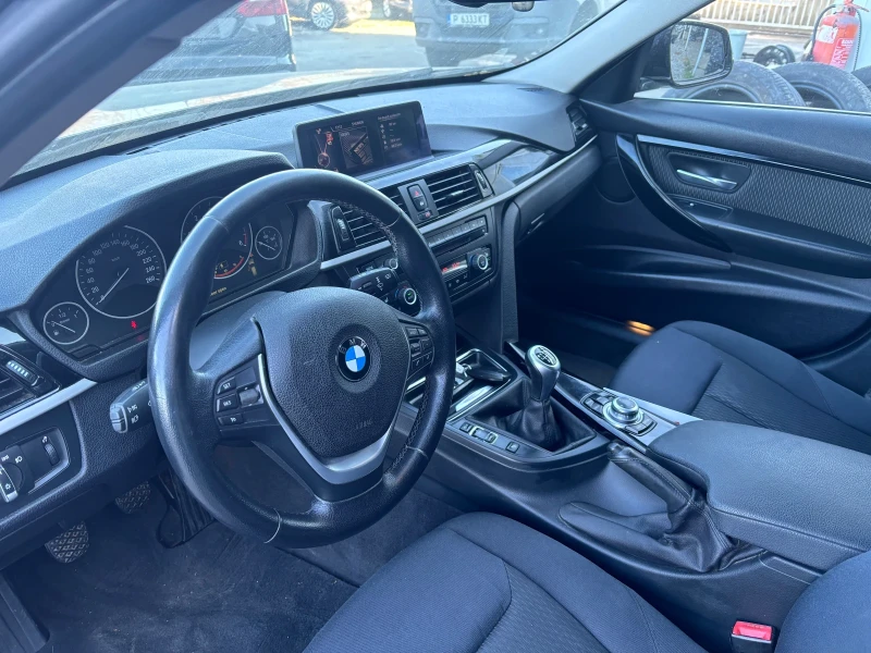 BMW 320, снимка 8 - Автомобили и джипове - 48409808