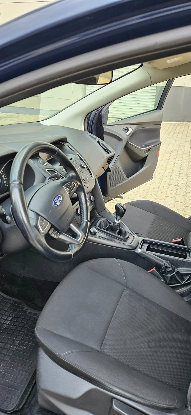 Ford Focus 1.0 EcoBoost, снимка 10 - Автомобили и джипове - 52409695