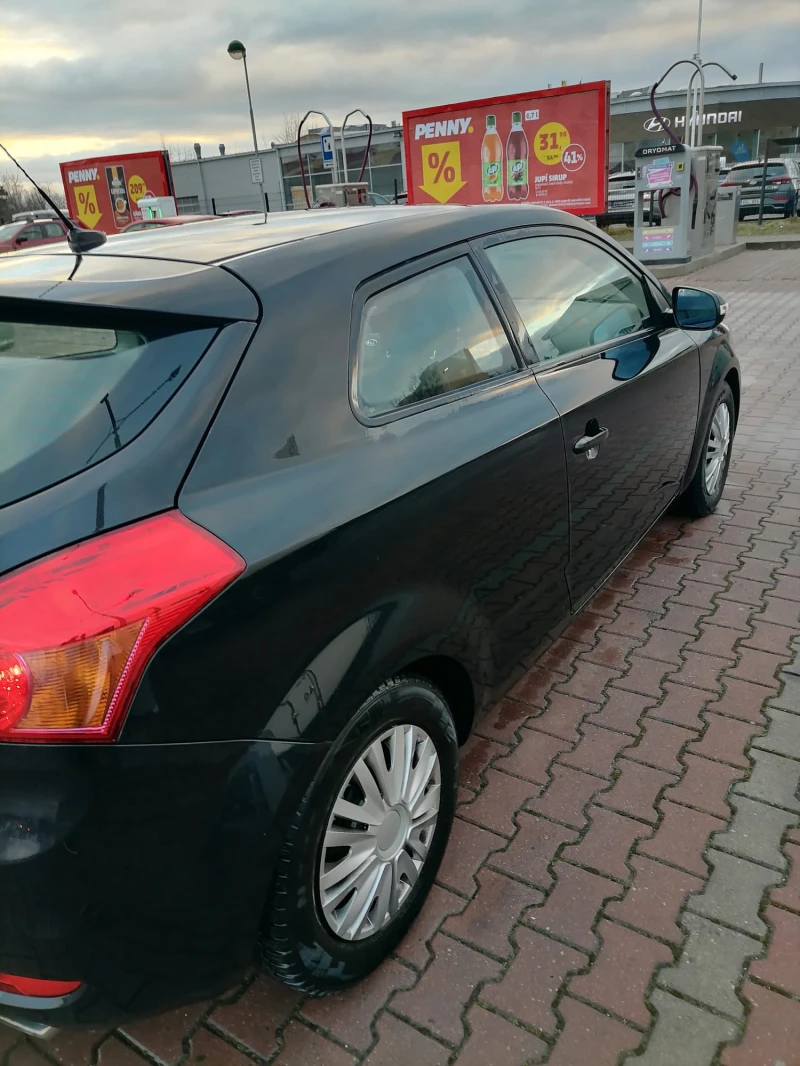 Kia Ceed, снимка 3 - Автомобили и джипове - 48995837