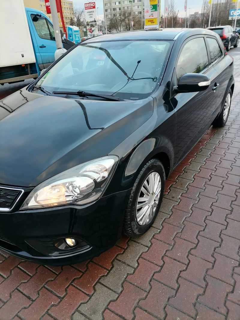 Kia Ceed, снимка 8 - Автомобили и джипове - 48995837