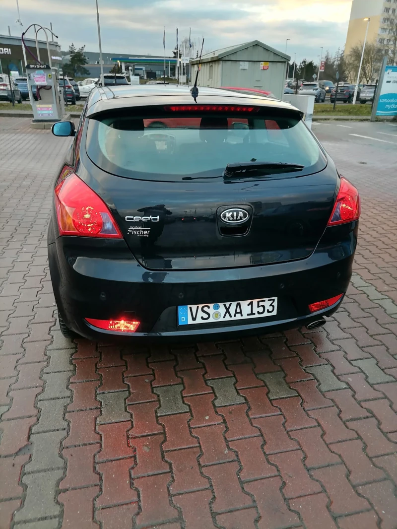 Kia Ceed, снимка 4 - Автомобили и джипове - 48995837