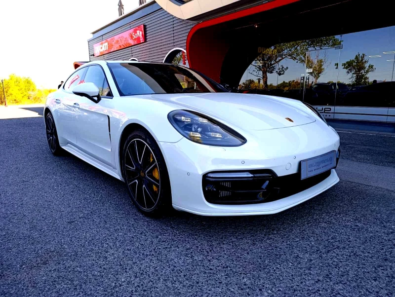 Porsche Panamera Turbo  Пробег само 34 400 лм!