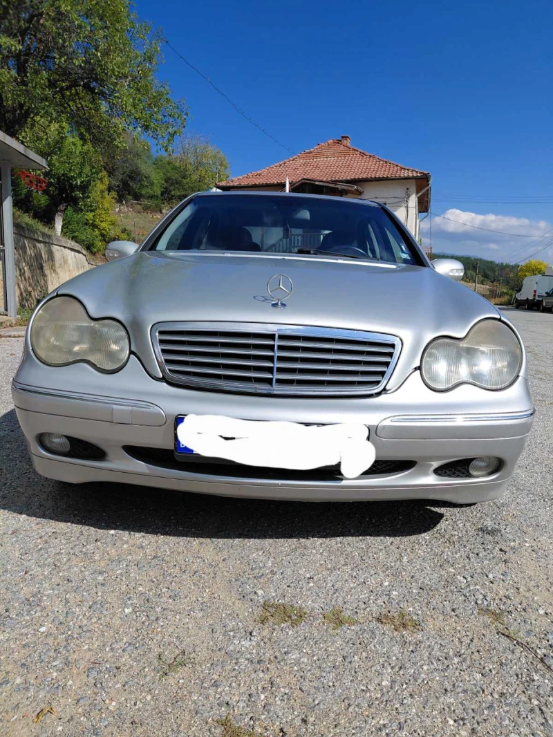 Mercedes-Benz C 180, снимка 6 - Автомобили и джипове - 52645675