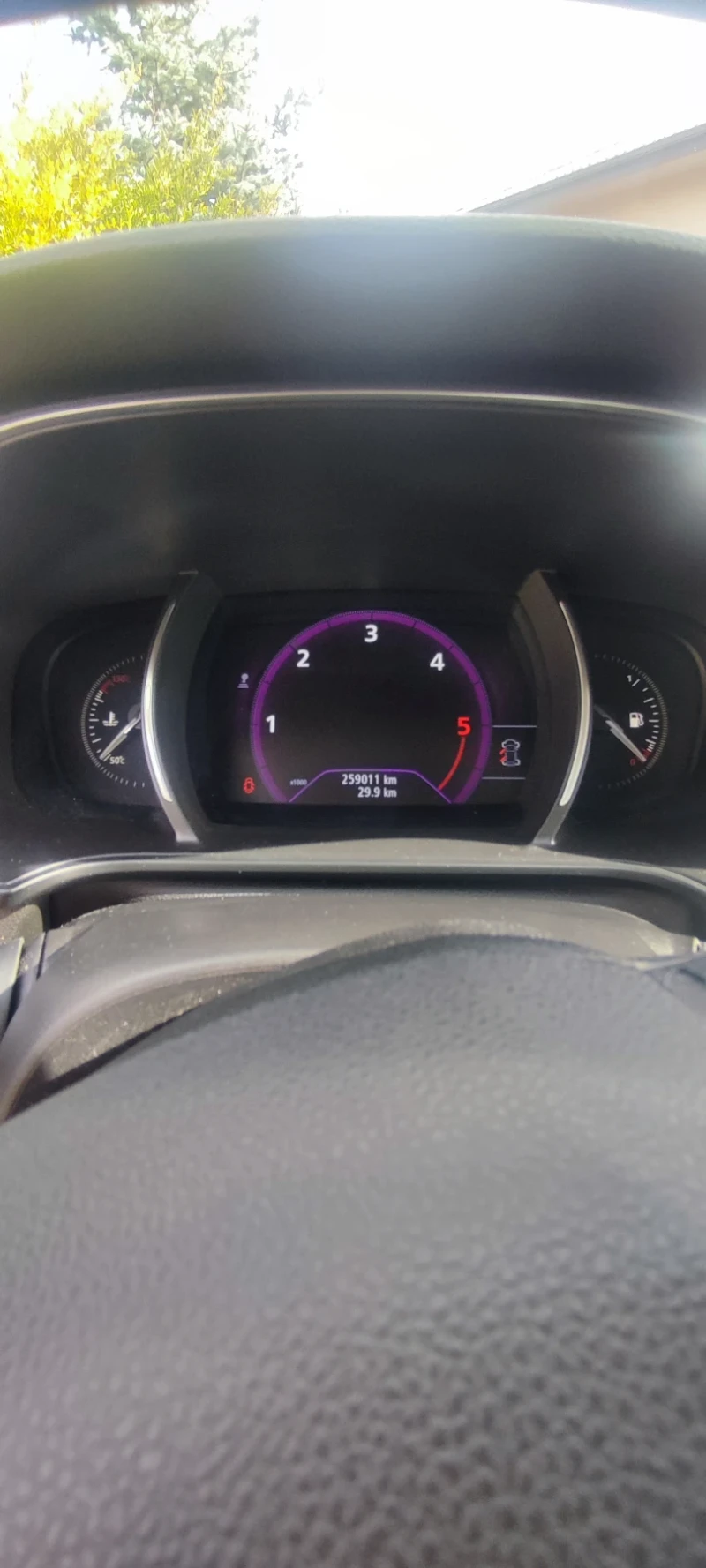 Renault Megane 1.5 DCI 110 k.c., снимка 7 - Автомобили и джипове - 52176015