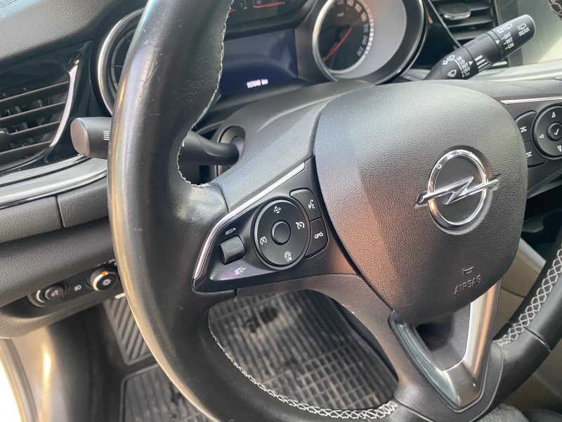 Opel Insignia 2.0 sport, снимка 7 - Автомобили и джипове - 52278934