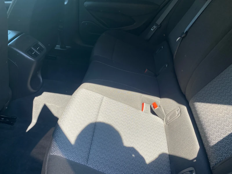 Opel Insignia 2.0 sport, снимка 14 - Автомобили и джипове - 52278934