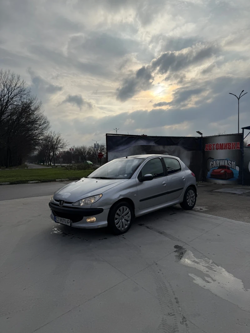 Peugeot 206 1.6 HDi * * KLIMA, снимка 2 - Автомобили и джипове - 52653958