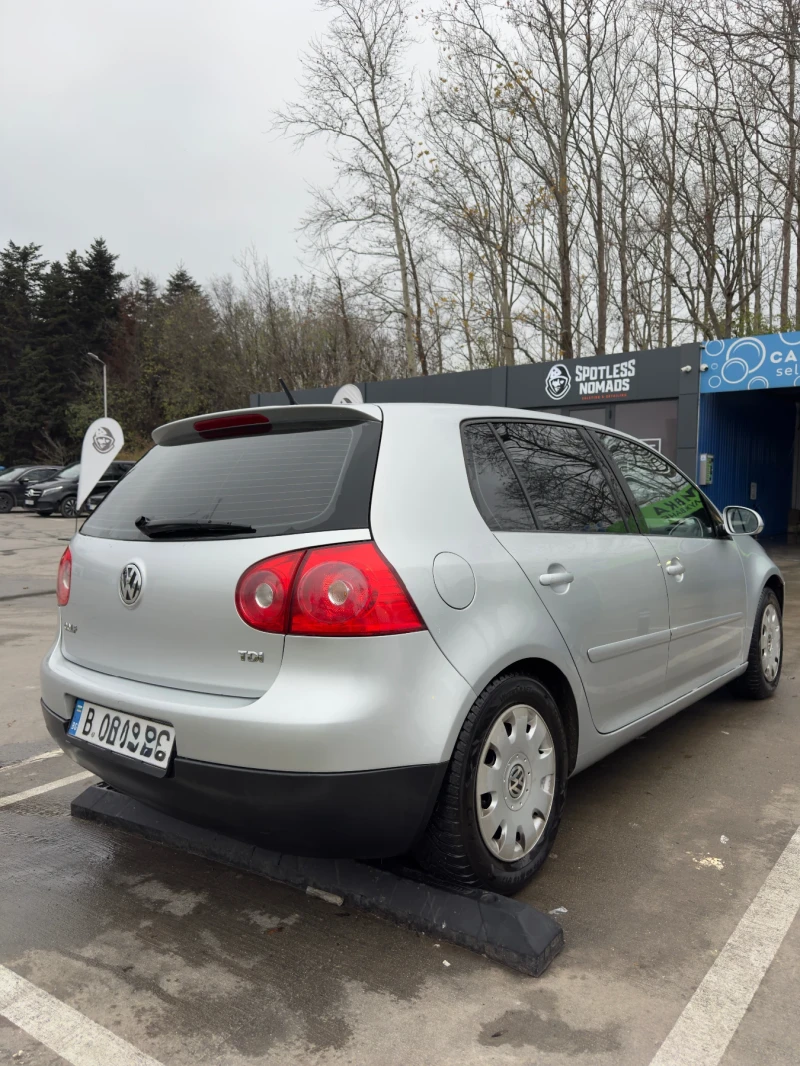 VW Golf 1.9 TDI, снимка 6 - Автомобили и джипове - 53060769