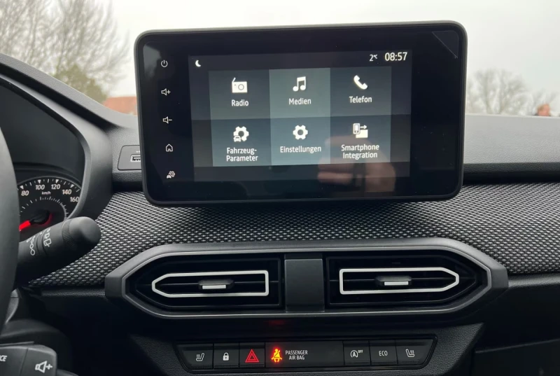 Dacia Jogger EXPRESSION/101HP/CAM/LED/L.ASSIST/ACC/701g, снимка 11 - Автомобили и джипове - 53098233