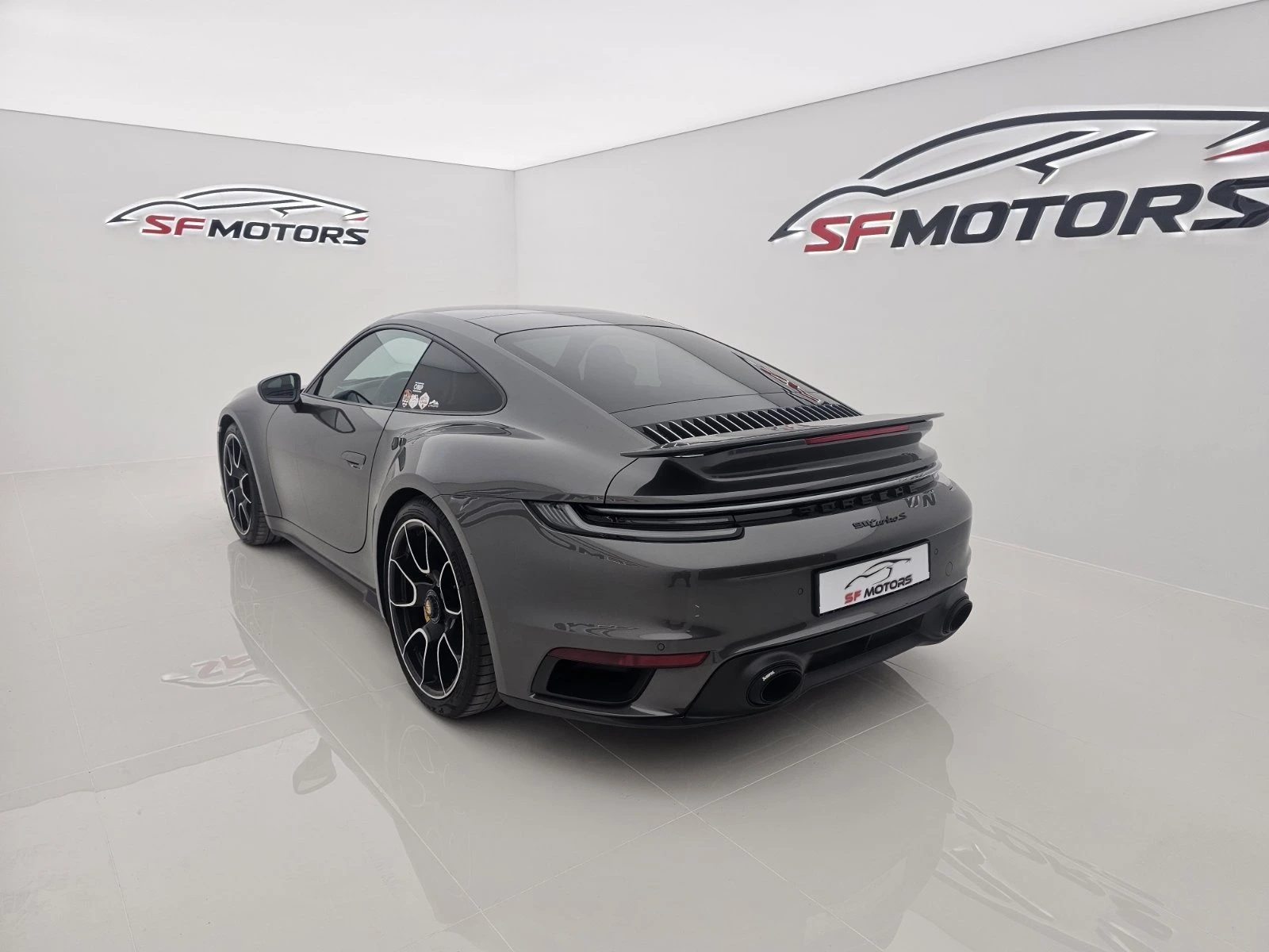 Porsche 911 992 Turbo S Akrapovic - изображение 6