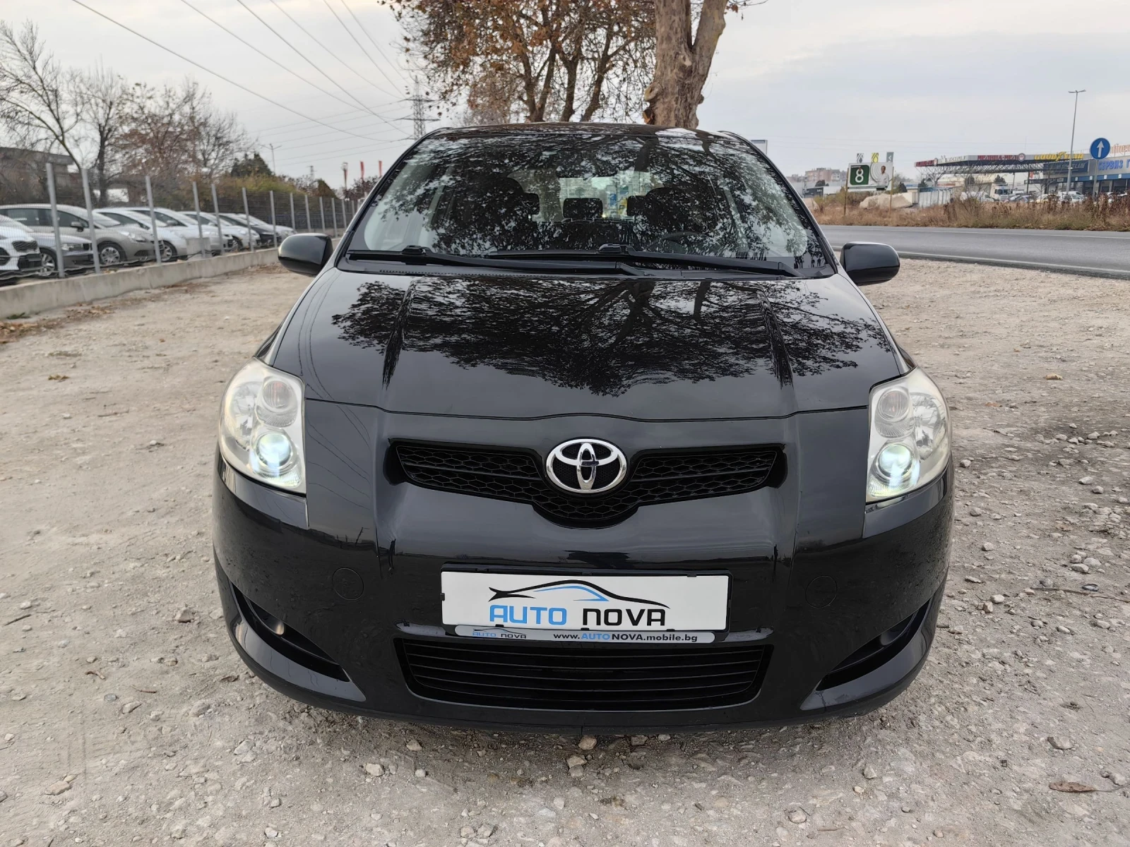 Toyota Auris 2.0 126 К.С. ДИЗЕЛ! МНОГО ЗАПАЗЕНА! - изображение 2