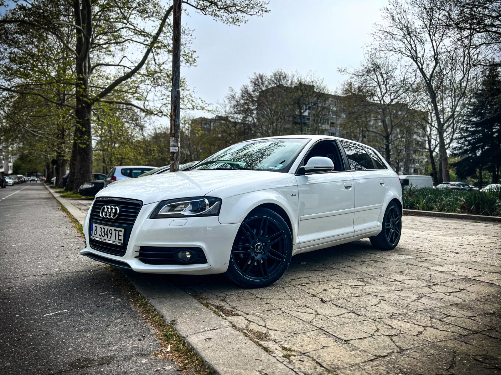 Audi A3 1.6 TDI S-Line Sportback - изображение 6