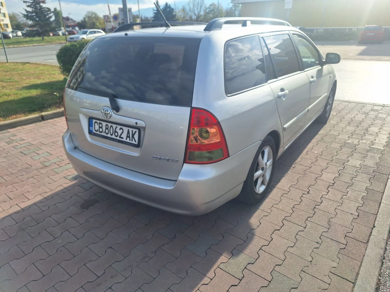 Toyota Corolla E12 1.6VVT-i 16V - изображение 3