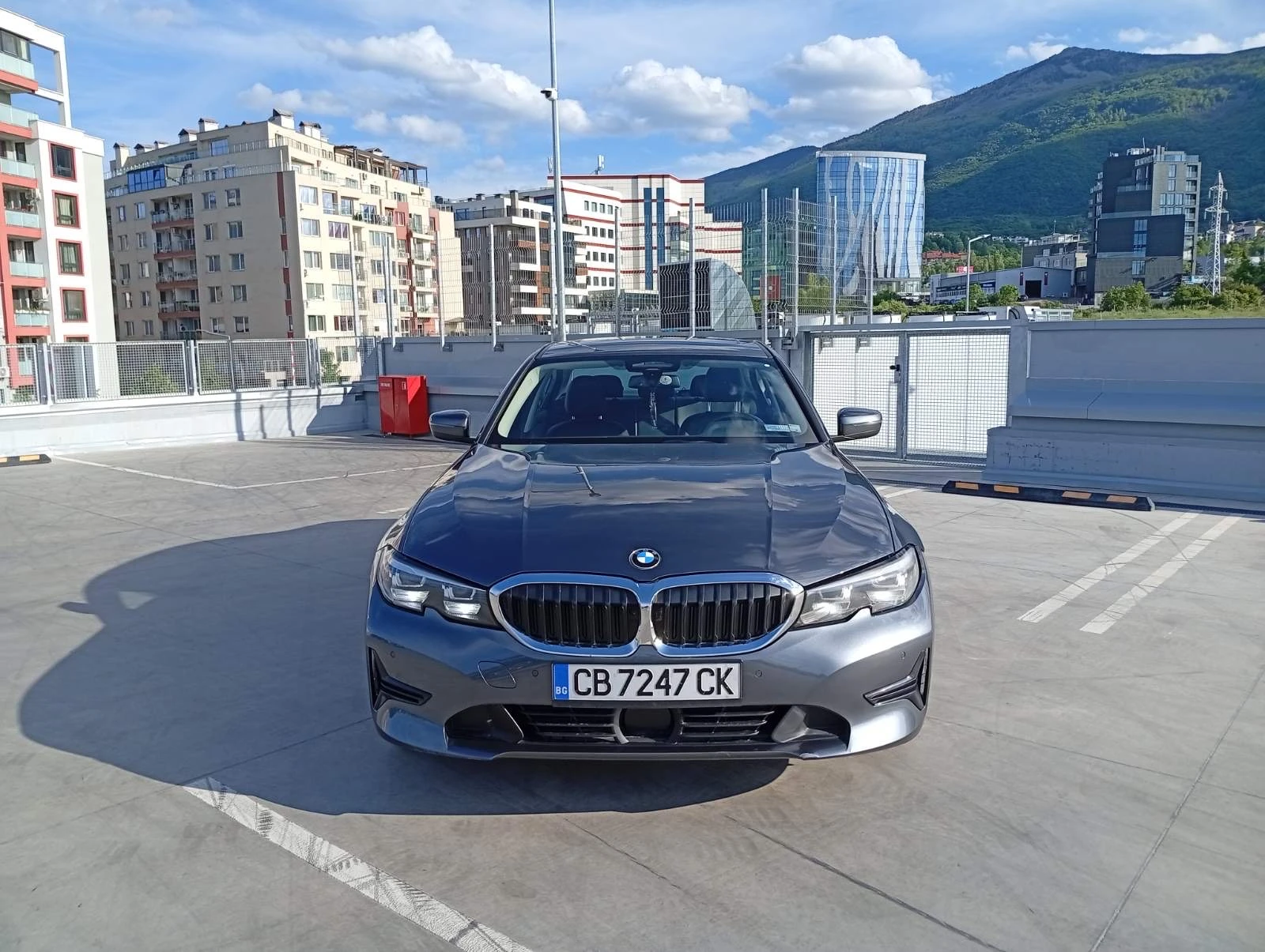BMW 320 XDRIVE - изображение 7