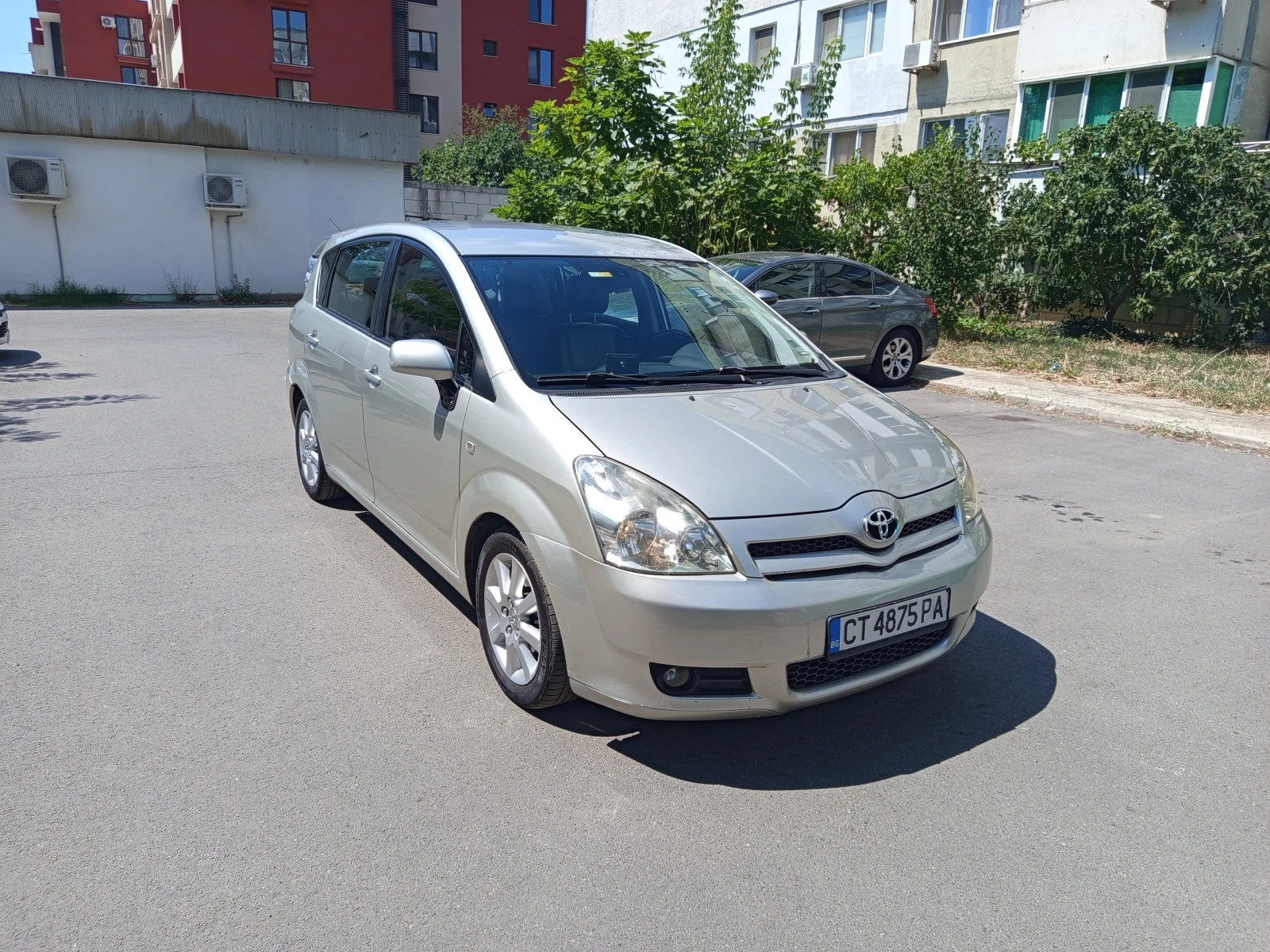 Toyota Corolla verso  - изображение 2
