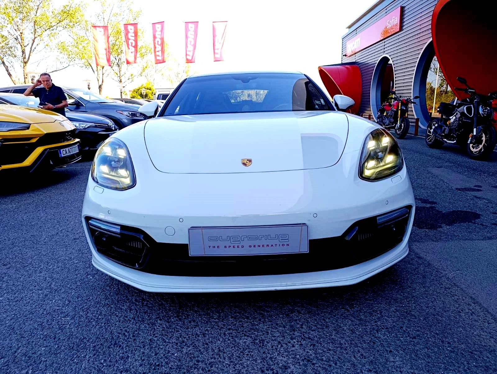 Porsche Panamera Turbo    34 400 ! | Mobile.bg   2