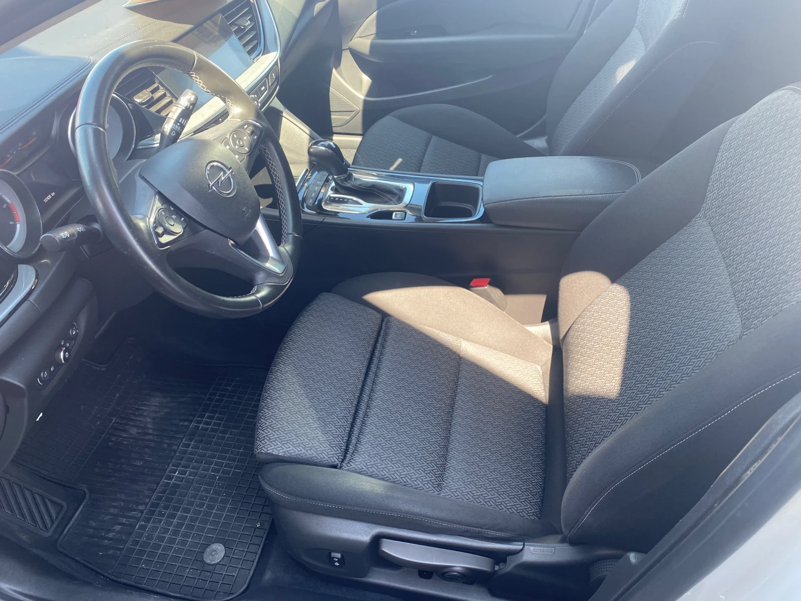 Opel Insignia 2.0 sport | Mobile.bg   12