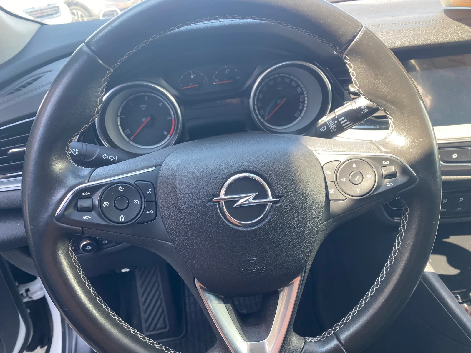 Opel Insignia 2.0 sport - изображение 8