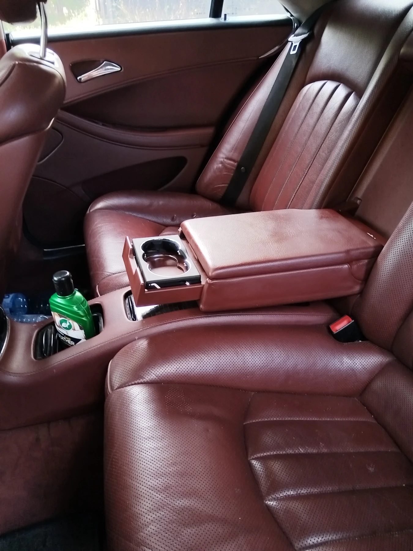 Mercedes-Benz CLS 500 AMG Спорт Пакет + LPG - изображение 10