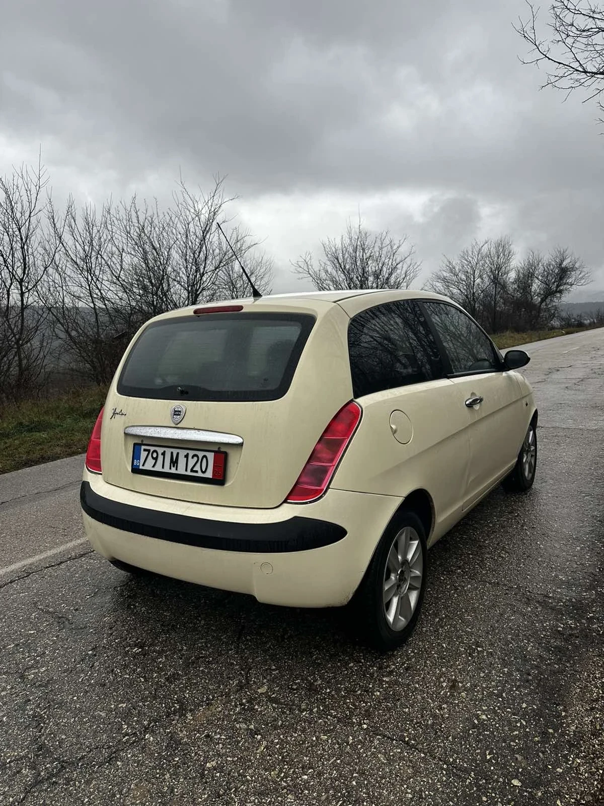 Lancia Ypsilon 1.4i 95kc ������ | Mobile.bg � ����������� 3