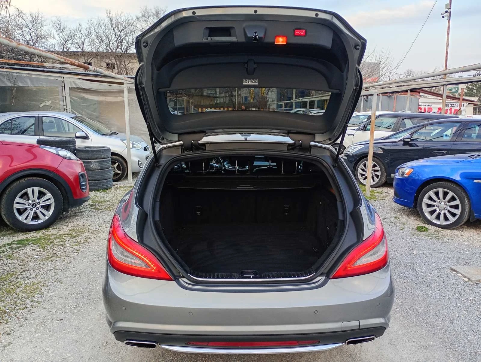 Mercedes-Benz CLS 350 SHOOTING BRAKE, снимка 7 - Автомобили и джипове - 53734614