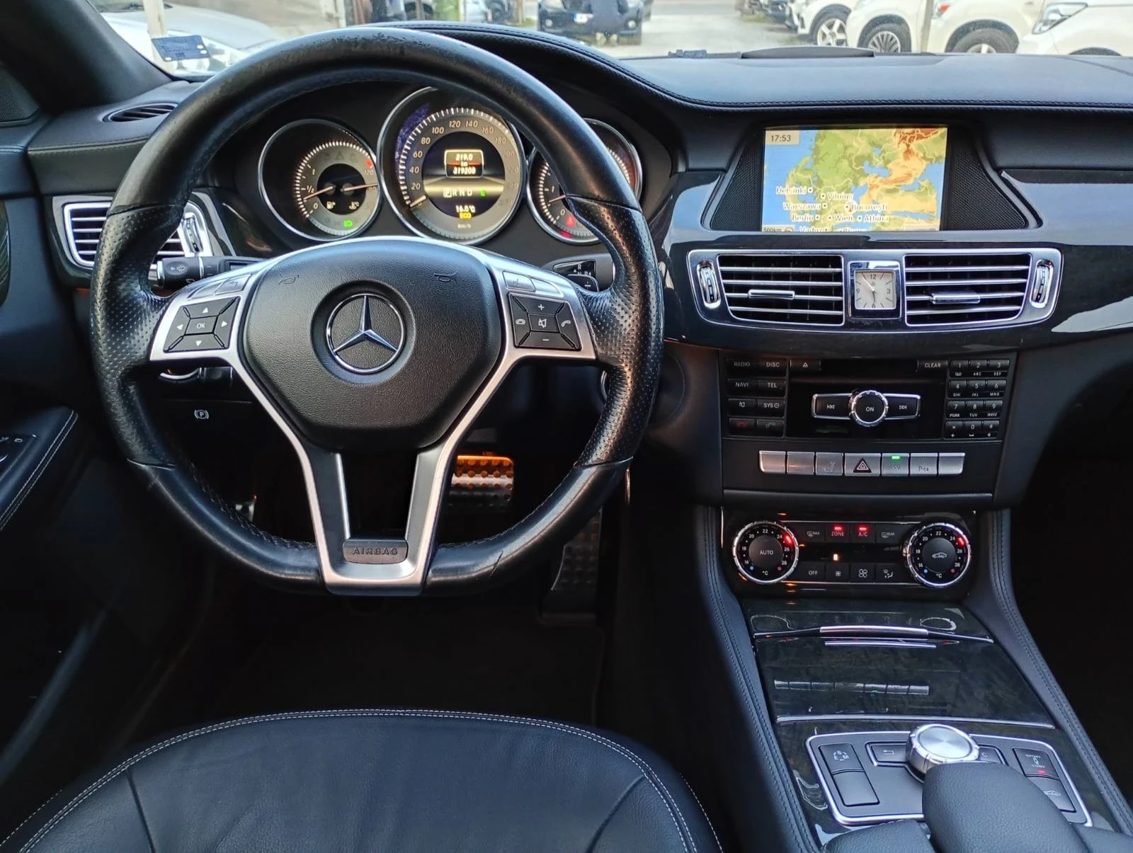 Mercedes-Benz CLS 350 SHOOTING BRAKE, снимка 10 - Автомобили и джипове - 53734614