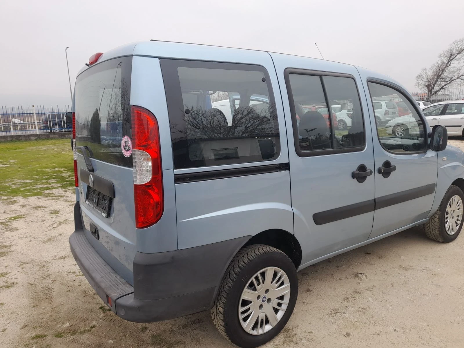 Fiat Doblo 1.4 бензин, снимка 11 - Автомобили и джипове - 53823463