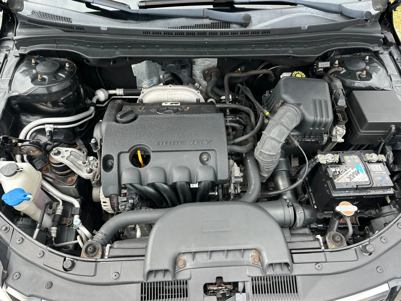 Hyundai I30 1.6I-122 k.c., снимка 16 - Автомобили и джипове - 54116227