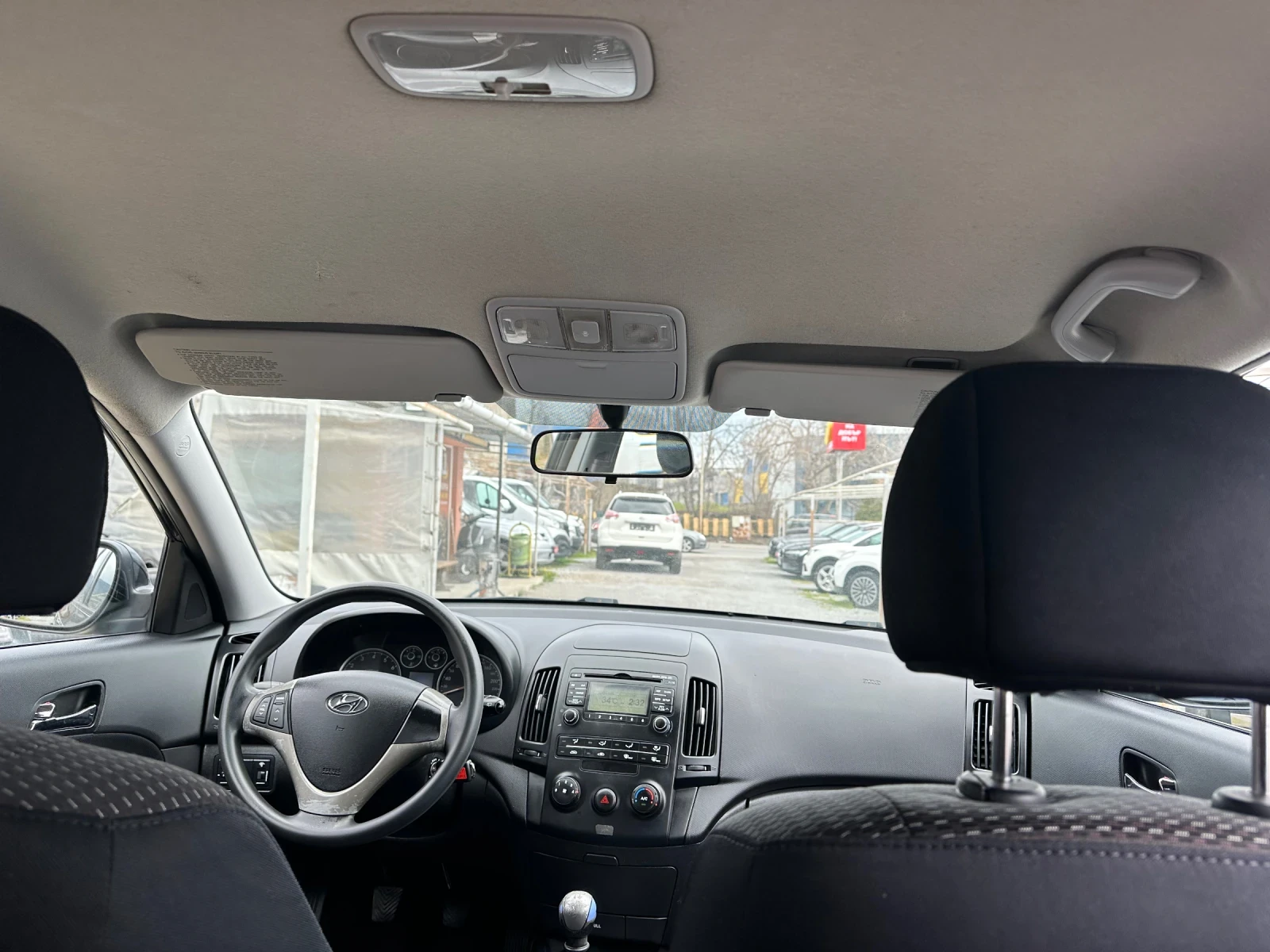 Hyundai I30 1.6I-122 k.c., снимка 15 - Автомобили и джипове - 54116227