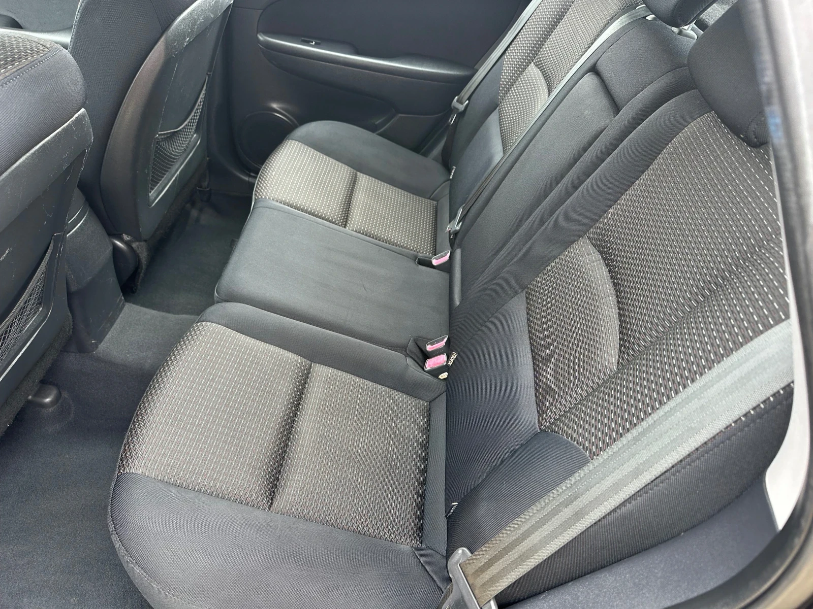 Hyundai I30 1.6I-122 k.c., снимка 12 - Автомобили и джипове - 54116227