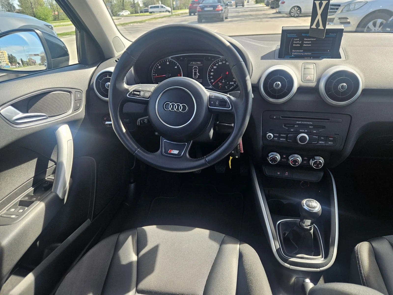 Audi A1 1.6 ТDi S- LINE  116 k.c., снимка 12 - Автомобили и джипове - 54353005