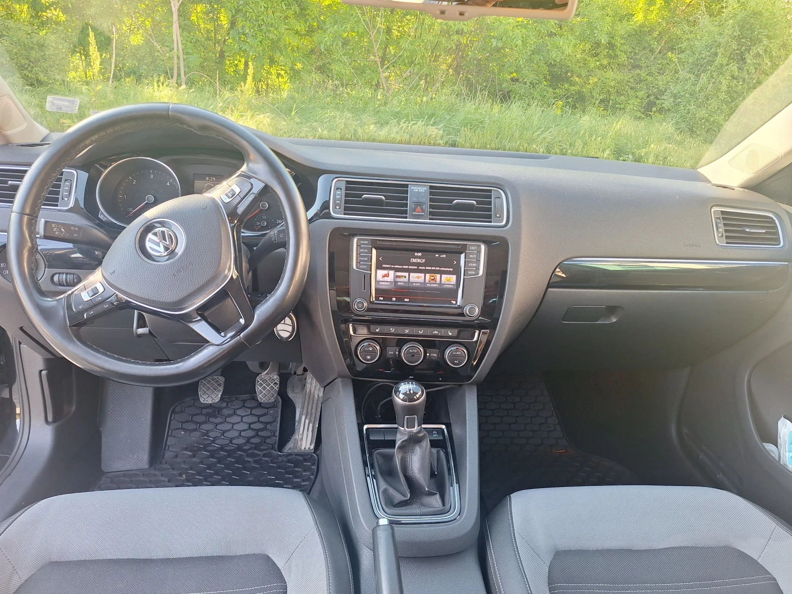 VW Jetta, снимка 10 - Автомобили и джипове - 54573318