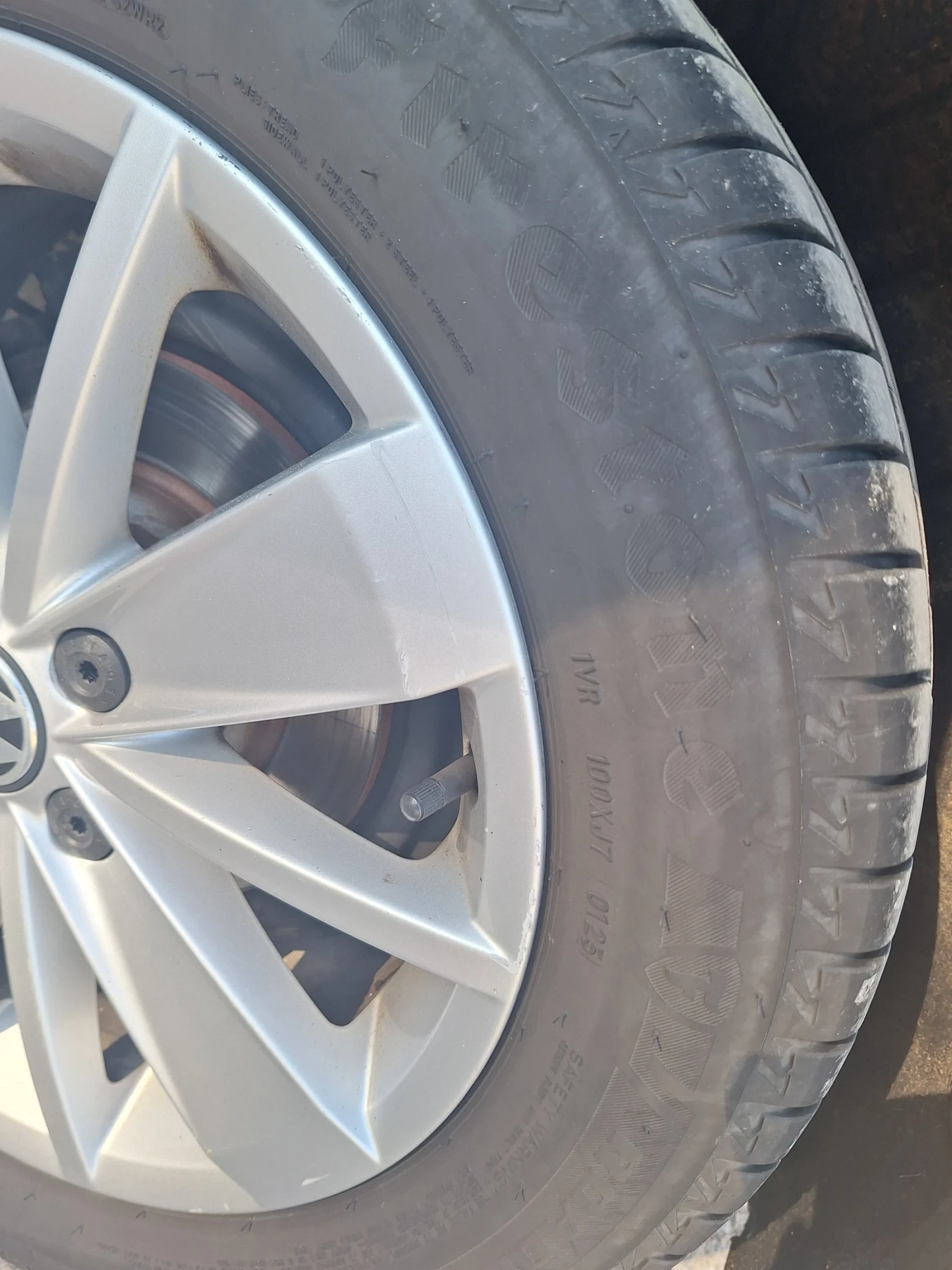 VW Jetta, снимка 16 - Автомобили и джипове - 54573318