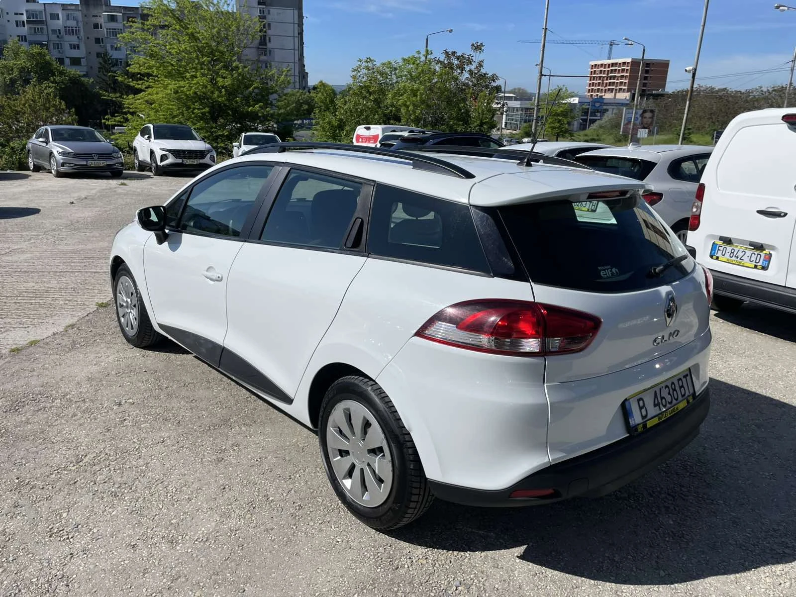 Renault Clio Grandtour 1.5 dCi, снимка 4 - Автомобили и джипове - 54601693