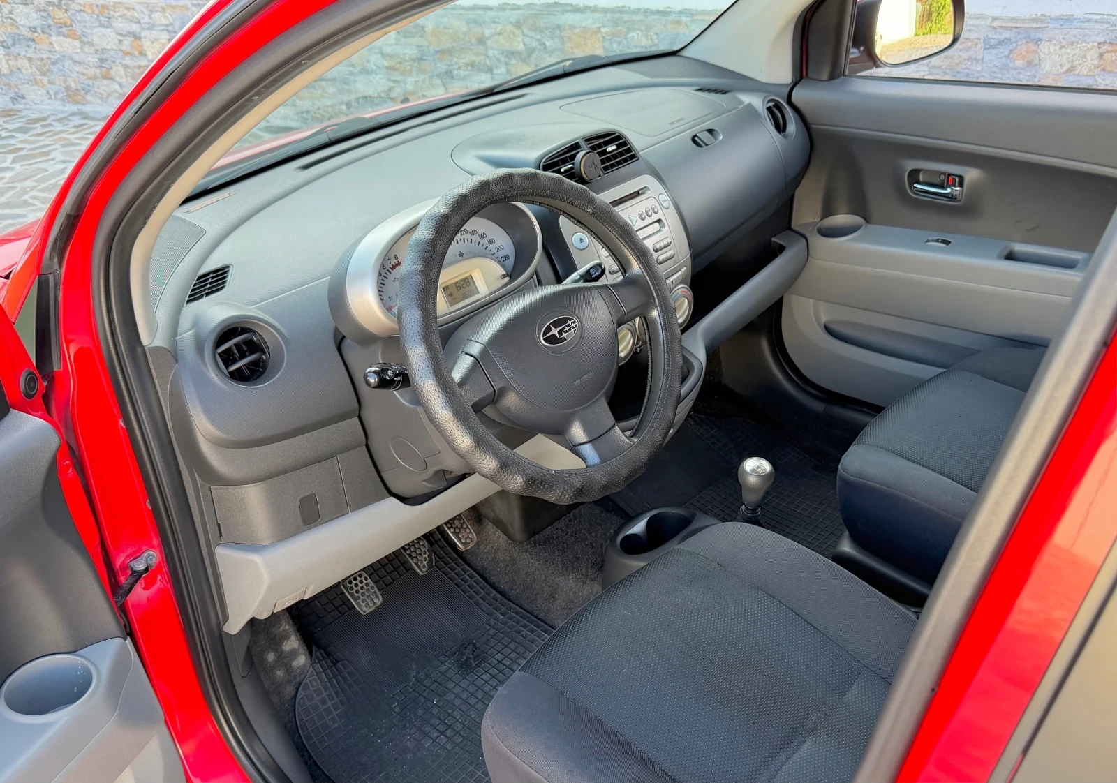 Subaru Justy 1.2i 75 к.с 2012г 185хл км!, снимка 8 - Автомобили и джипове - 54838851
