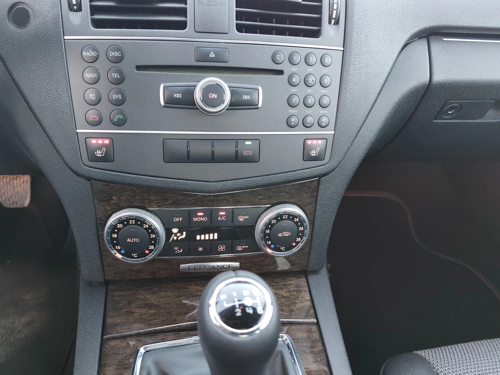 Mercedes-Benz C 200 i 184k.c. Euro 5, снимка 10 - Автомобили и джипове - 54931394