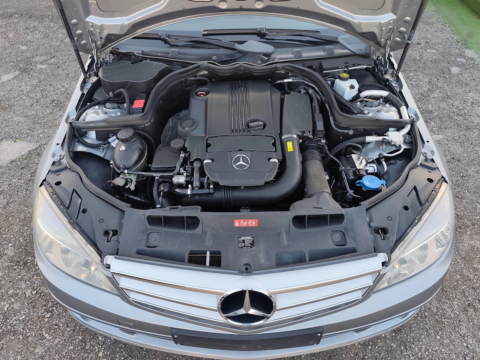 Mercedes-Benz C 200 i 184k.c. Euro 5, снимка 13 - Автомобили и джипове - 54931394