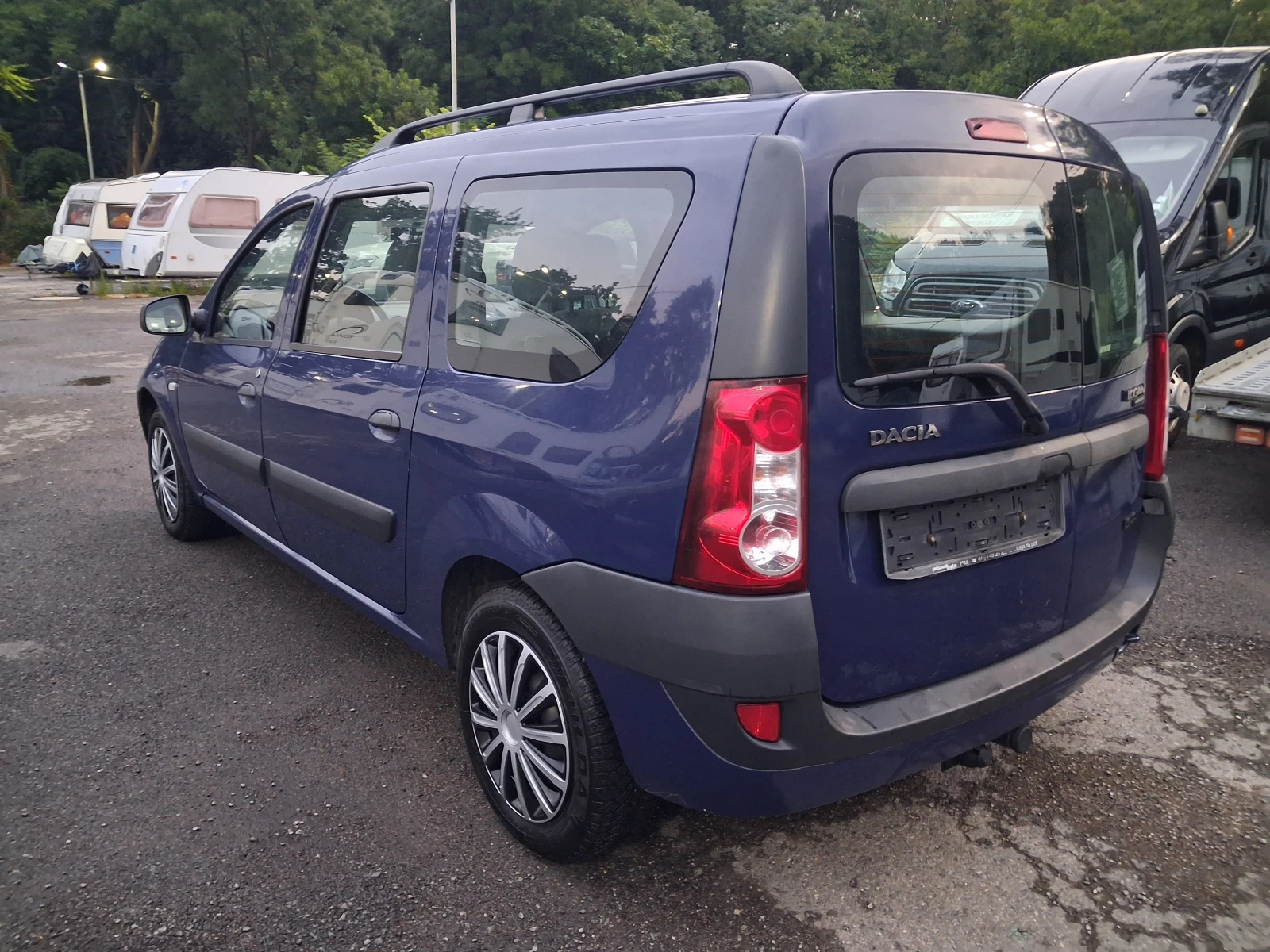 Dacia Logan 1.5dci* * 124хил.км, снимка 2 - Автомобили и джипове - 55212378