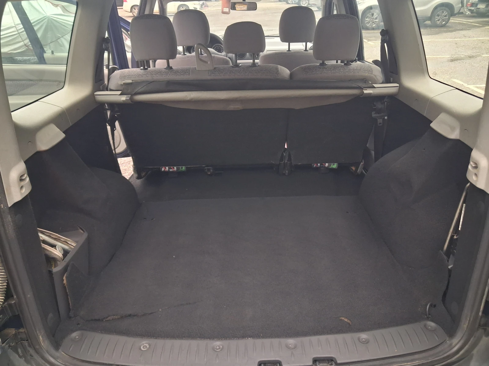 Dacia Logan 1.5dci* * 124хил.км, снимка 10 - Автомобили и джипове - 55212378