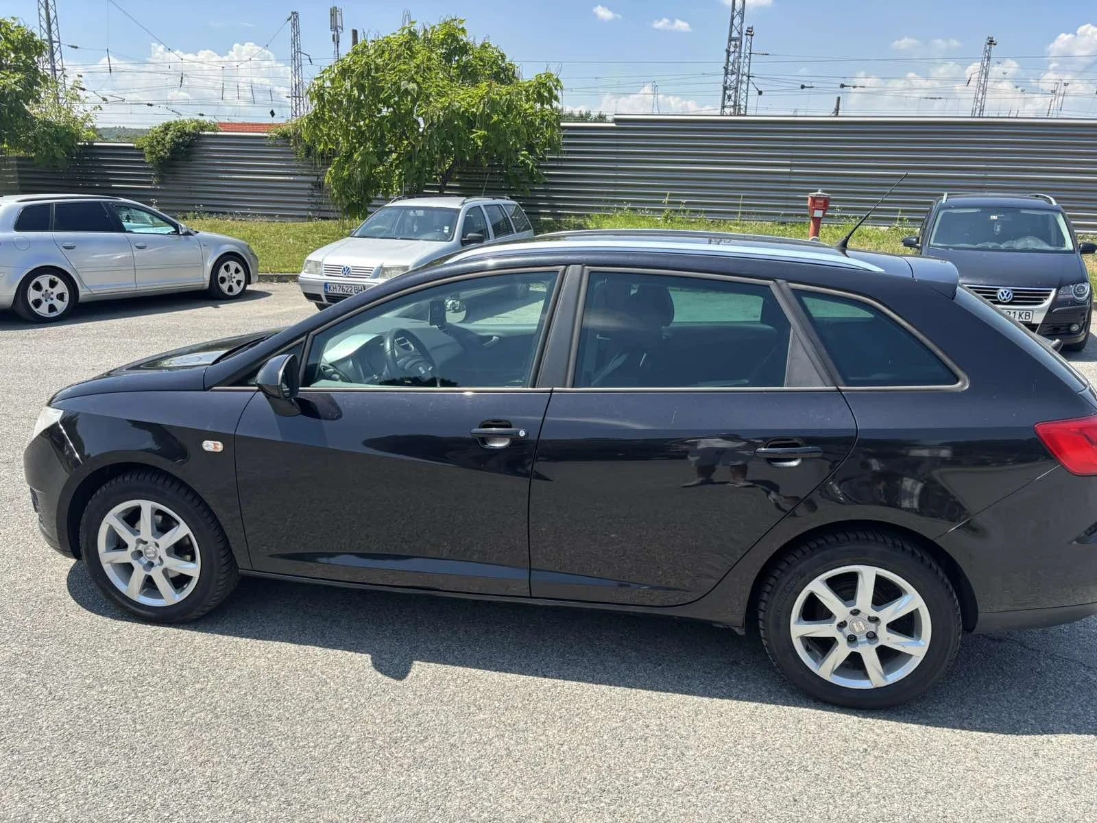 Seat Ibiza, снимка 11 - Автомобили и джипове - 55341614