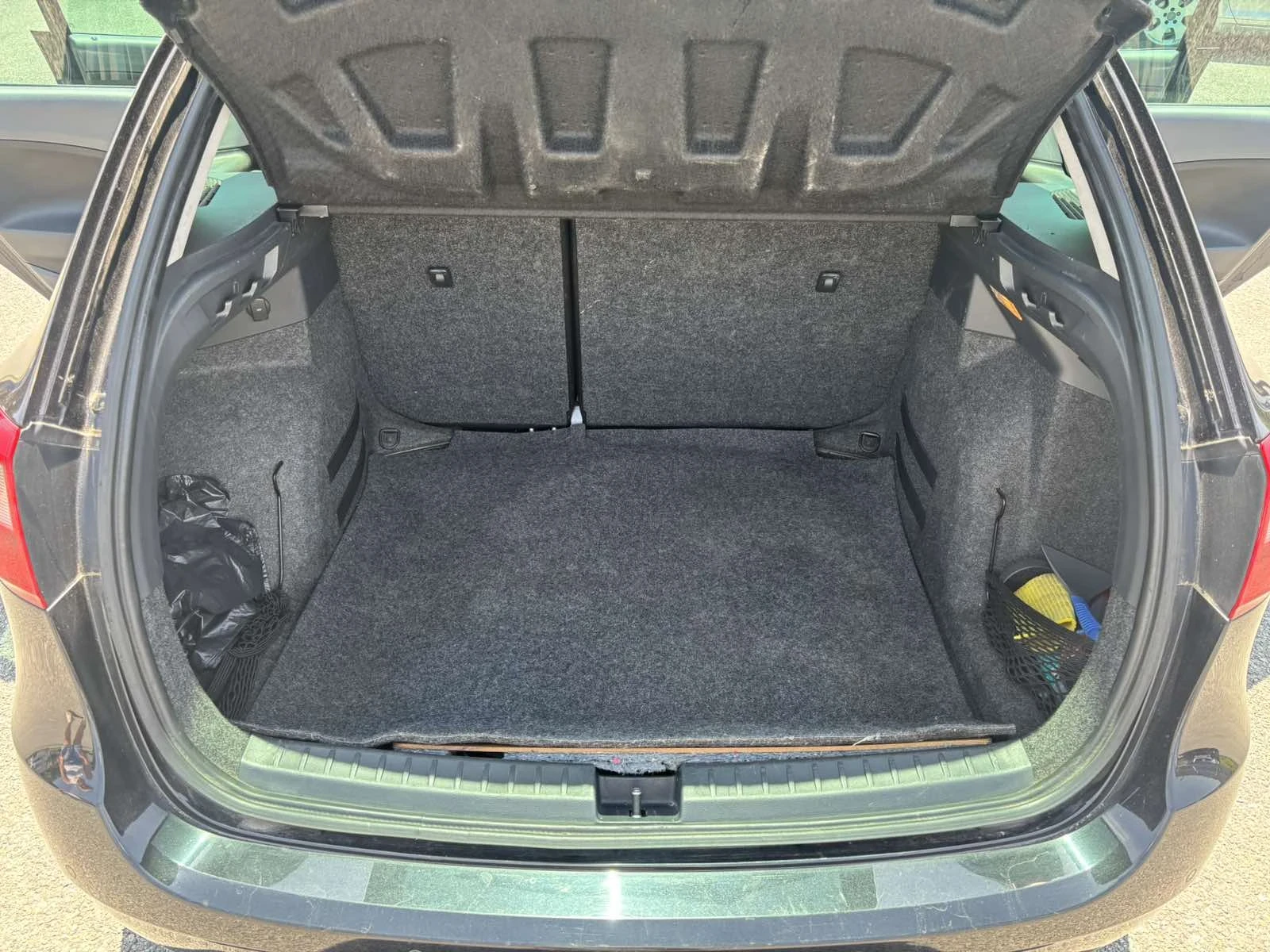 Seat Ibiza, снимка 4 - Автомобили и джипове - 55341614