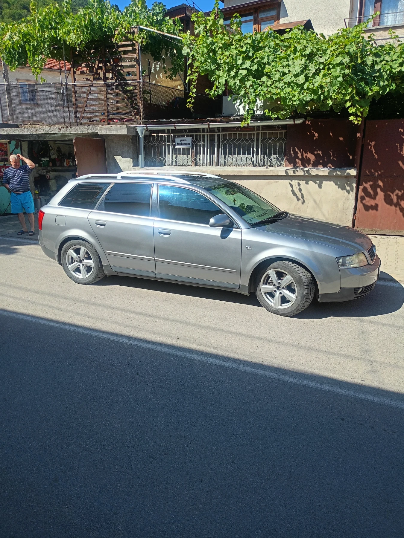 Audi A4, снимка 2 - Автомобили и джипове - 55579629