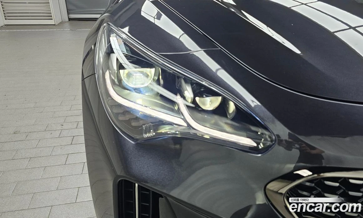 Kia Stinger 3.3 Turbo AWD GT, снимка 8 - Автомобили и джипове - 55676733