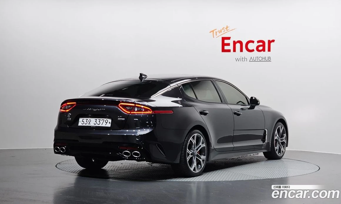 Kia Stinger 3.3 Turbo AWD GT, снимка 2 - Автомобили и джипове - 55676733