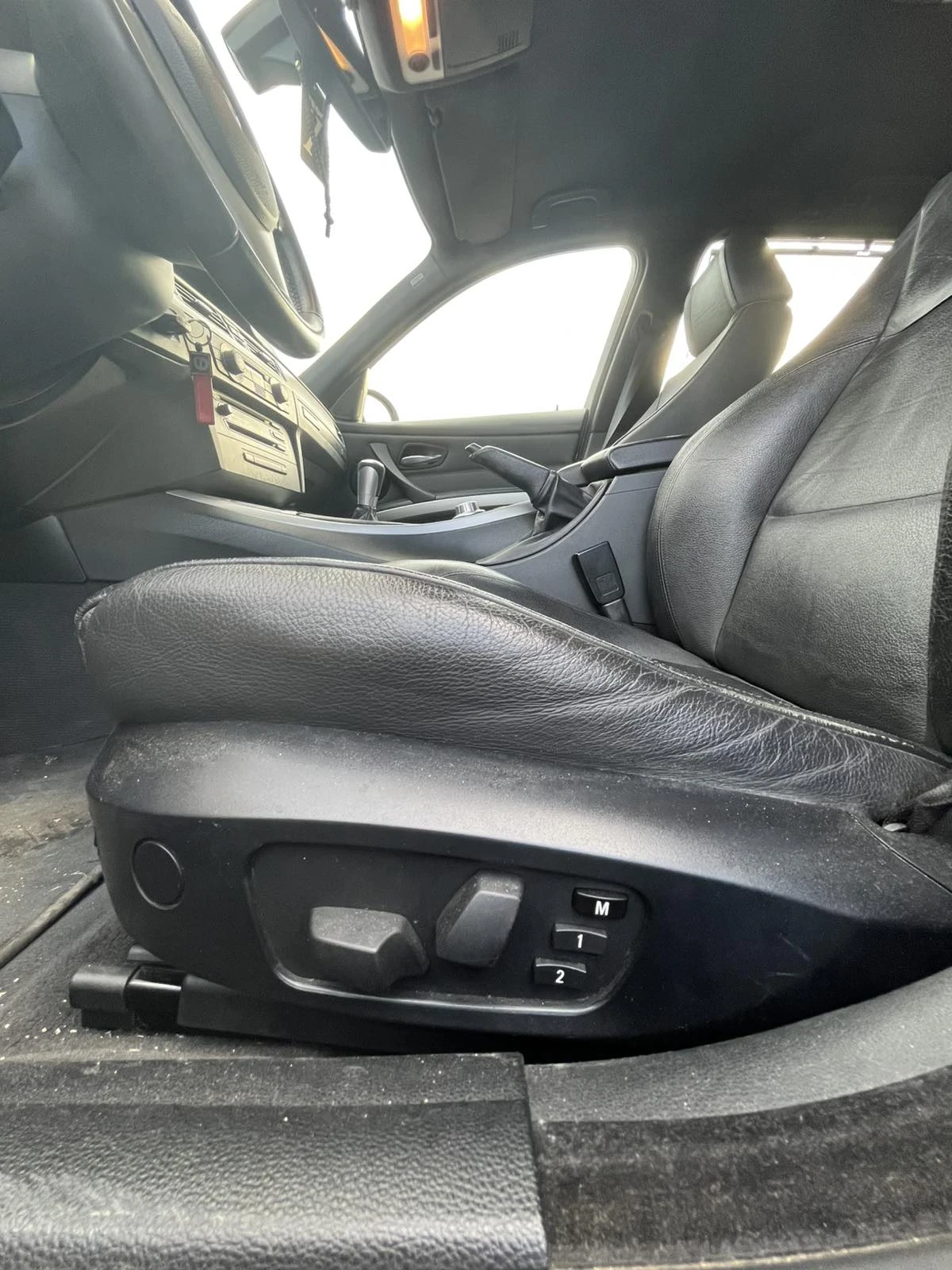 BMW 330, снимка 13 - Автомобили и джипове - 55728032