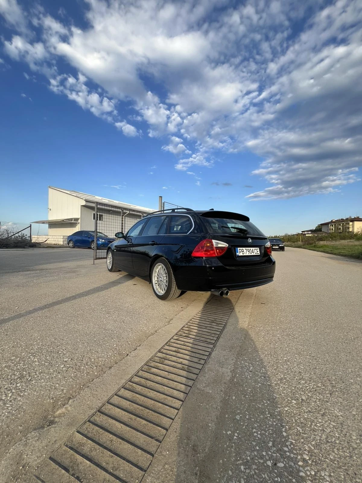 BMW 330, снимка 4 - Автомобили и джипове - 55728032