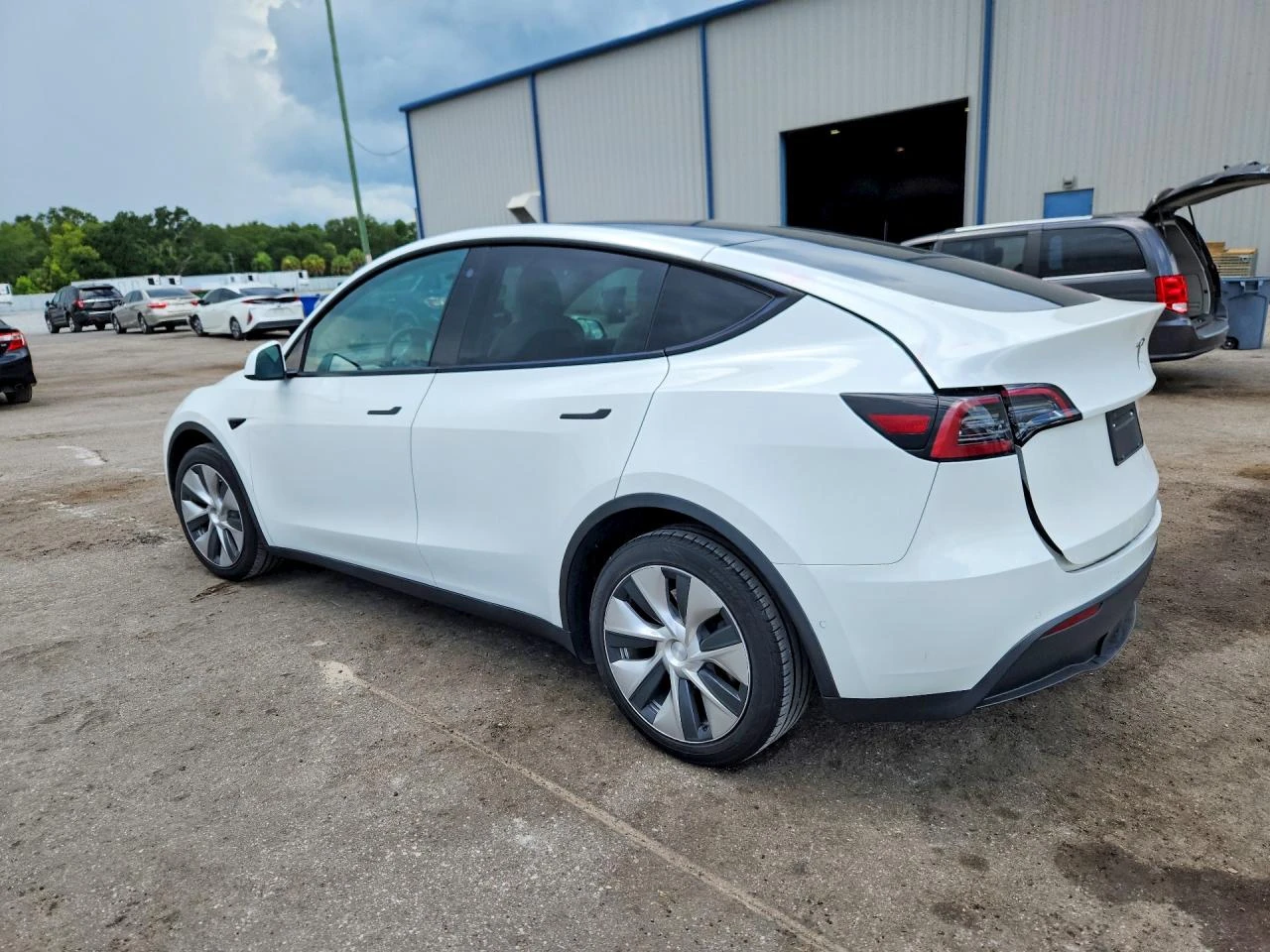 Tesla Model Y LONG RANGE DUAL MOTOR AWD ТЕРМОПОМПА* , снимка 2 - Автомобили и джипове - 55949852
